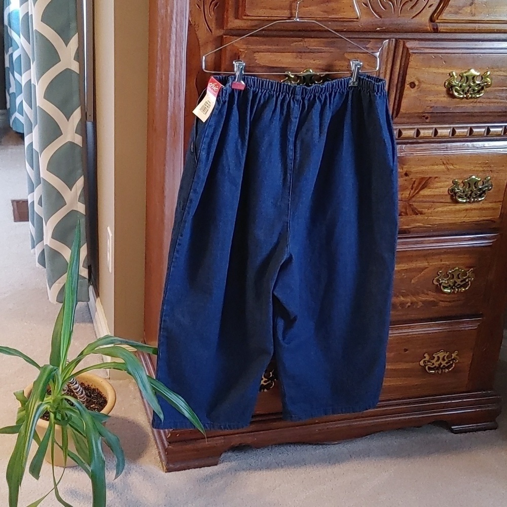 💚NWT HIGH RISE/HIGH WAIST  WIDE LEG CROP JEANS - Picture 3 of 8